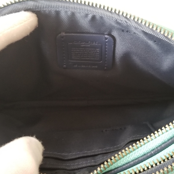 Coach Yankee Floral Crossbody Bag - Picture 9 of 11